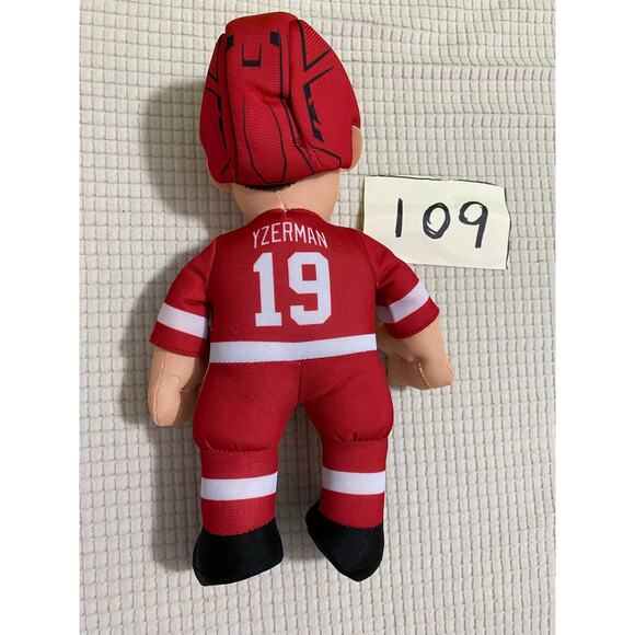 Bleacher Creatures Detroit Red Wings Hockey Steve Yzerman 10" Plush Figure - Picture 2 of 6